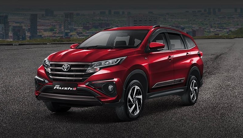mobil suv murah - toyota rush