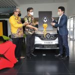 Ratusan Renault Triber Jadi Kendaraan Operasional Bank DBS