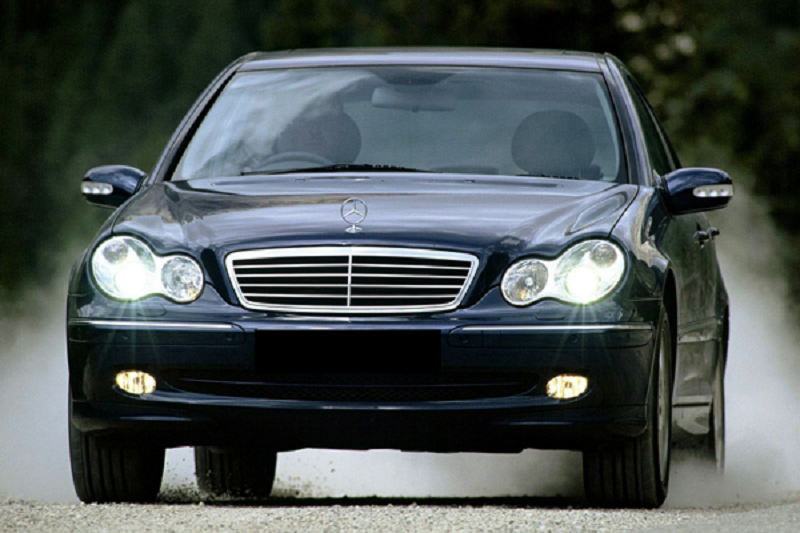 10 Rekomendasi Mobil Eropa Bekas di Bawah Rp 100 Juta Mobil Eropa Bekas di Bawah Rp 100 Juta