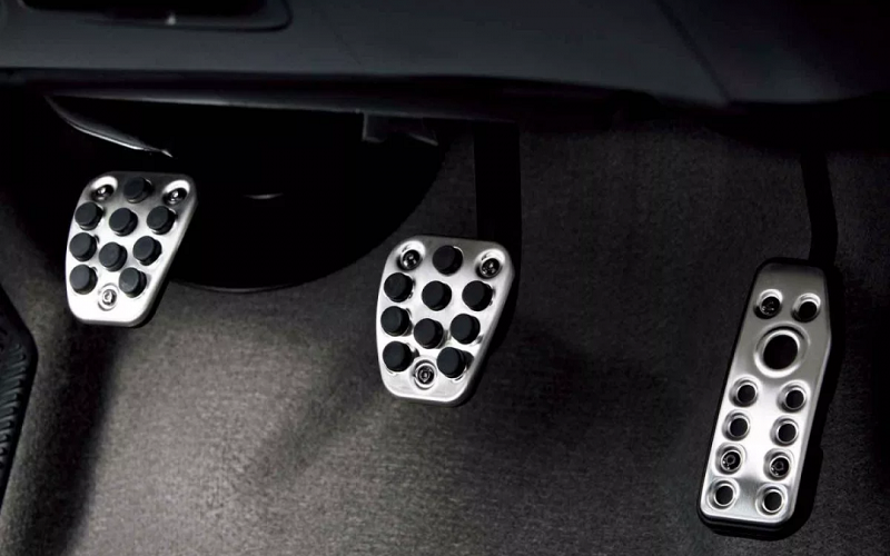 Tips Mencegah Rem Tidak Berfungsi Normal Saat Tengah Berkendara Tips Beli Nissan Grand Livina Bekas