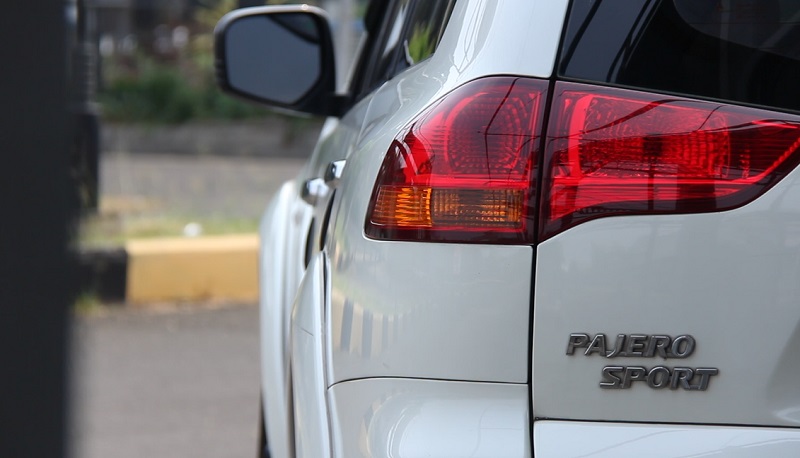 Tips beli mitsubishi pajero sport bekas - tampak belakang