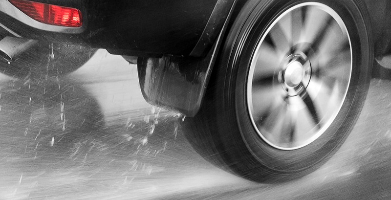 cakram mobil berkarat