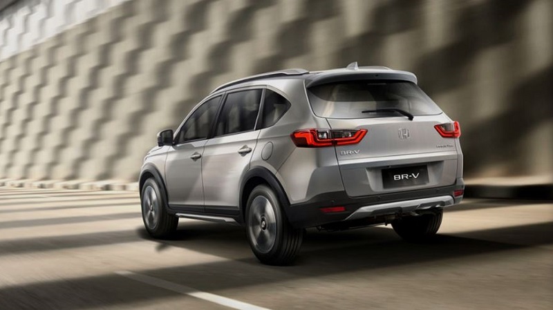 honda br-v generasi terbaru tampak belakang