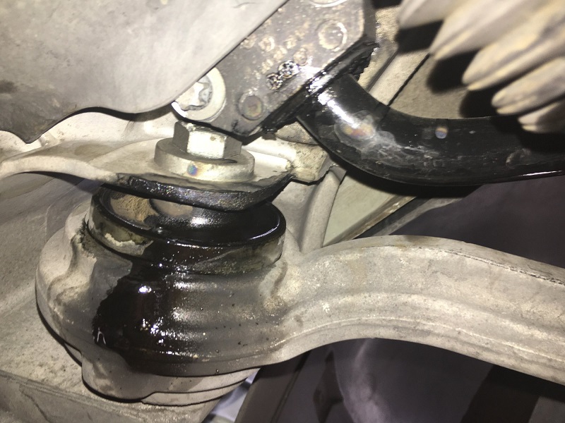 Ciri-ciri Shockbreaker Mobil rusak