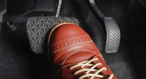 11 Penyebab Rem Mobil Bunyi dan Cara Mengatasinya