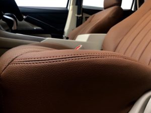 Jok Kulit Asli vs Sintetis untuk Mobil, Ini 4 Perbedaannya!