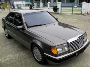7 Tips Beli Mobil Mercedes-Benz Bekas, Perhatikan!