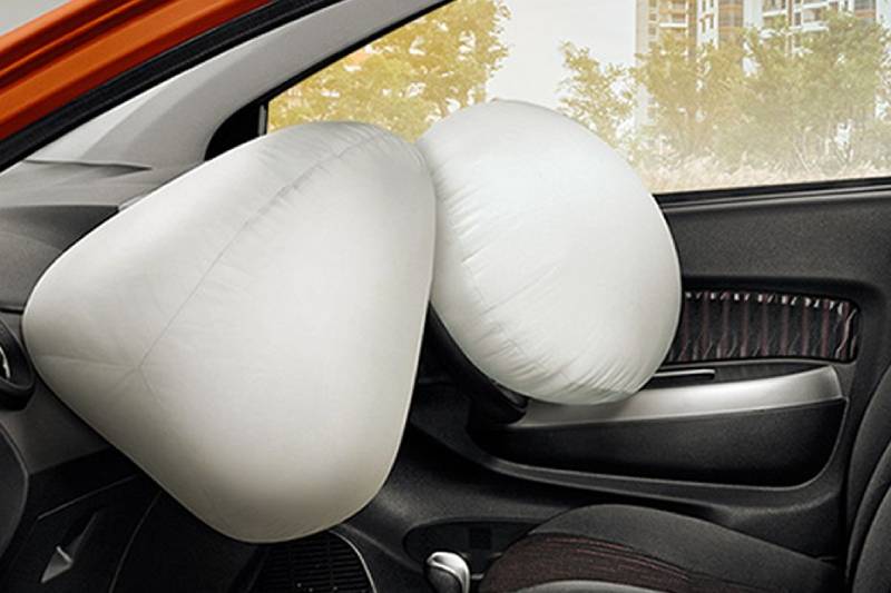 Airbag kini jadi kelengkapan wajib bahkan di mobil entry level sekalipun