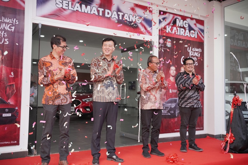 Diler MG di Manado Diresmikan Peresmian MG Kairagi Manado