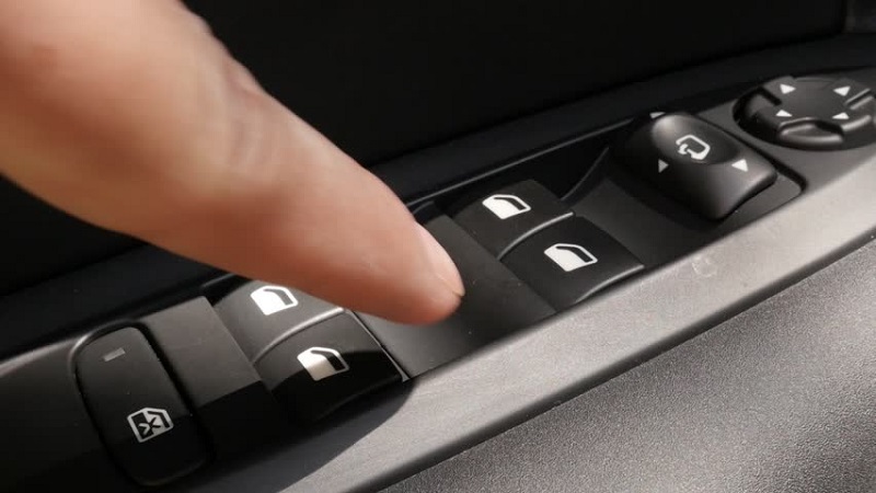 Cara Merawat Power Window Mobil
