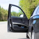 7 Cara Mengatasi Pintu Mobil Berbunyi, Mudah! - Tuwaga