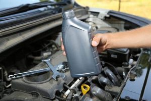 Rekomendasi Oli Mesin Diesel Terbaik, Seperti Apa?