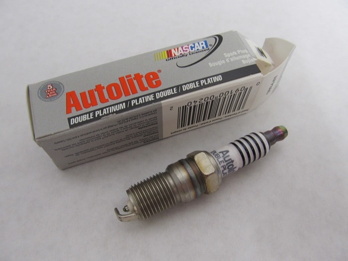 rekomendasi merek busi mobil terbaik