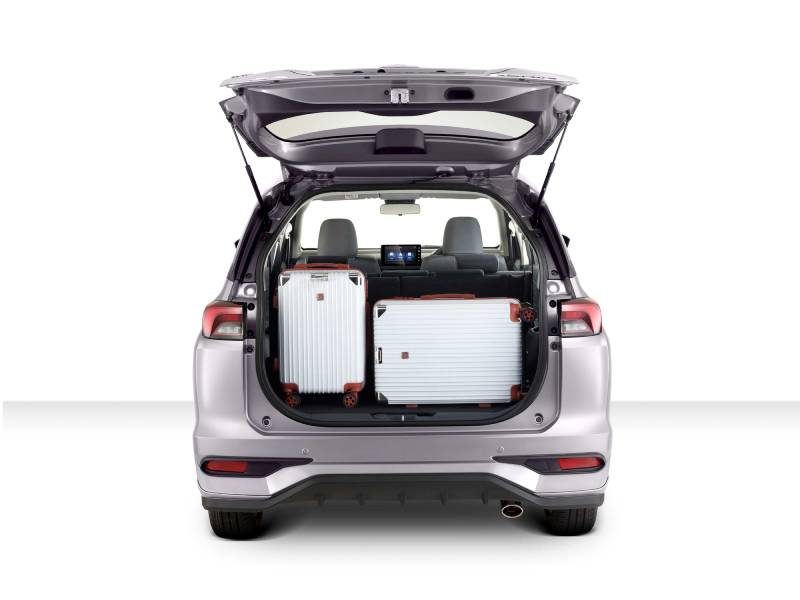 Mitsubishi Xpander VS Daihatsu Xenia