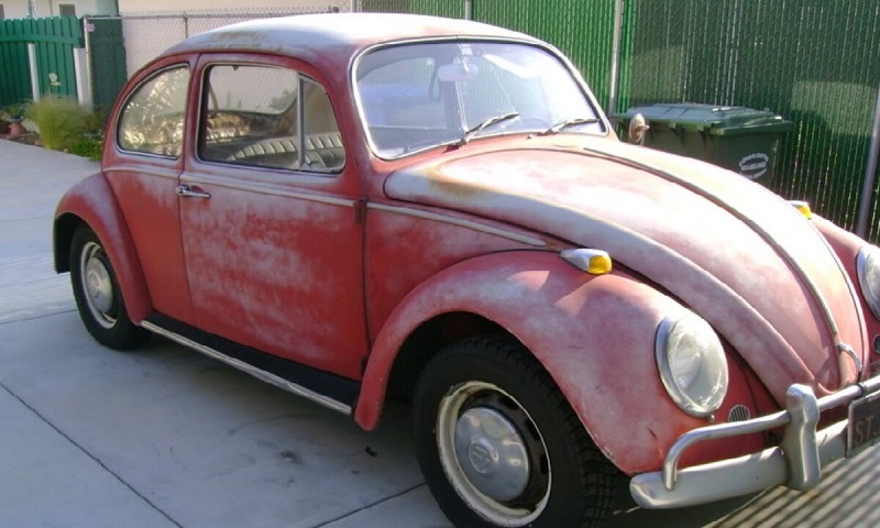 bahaya air hujan untuk mobil