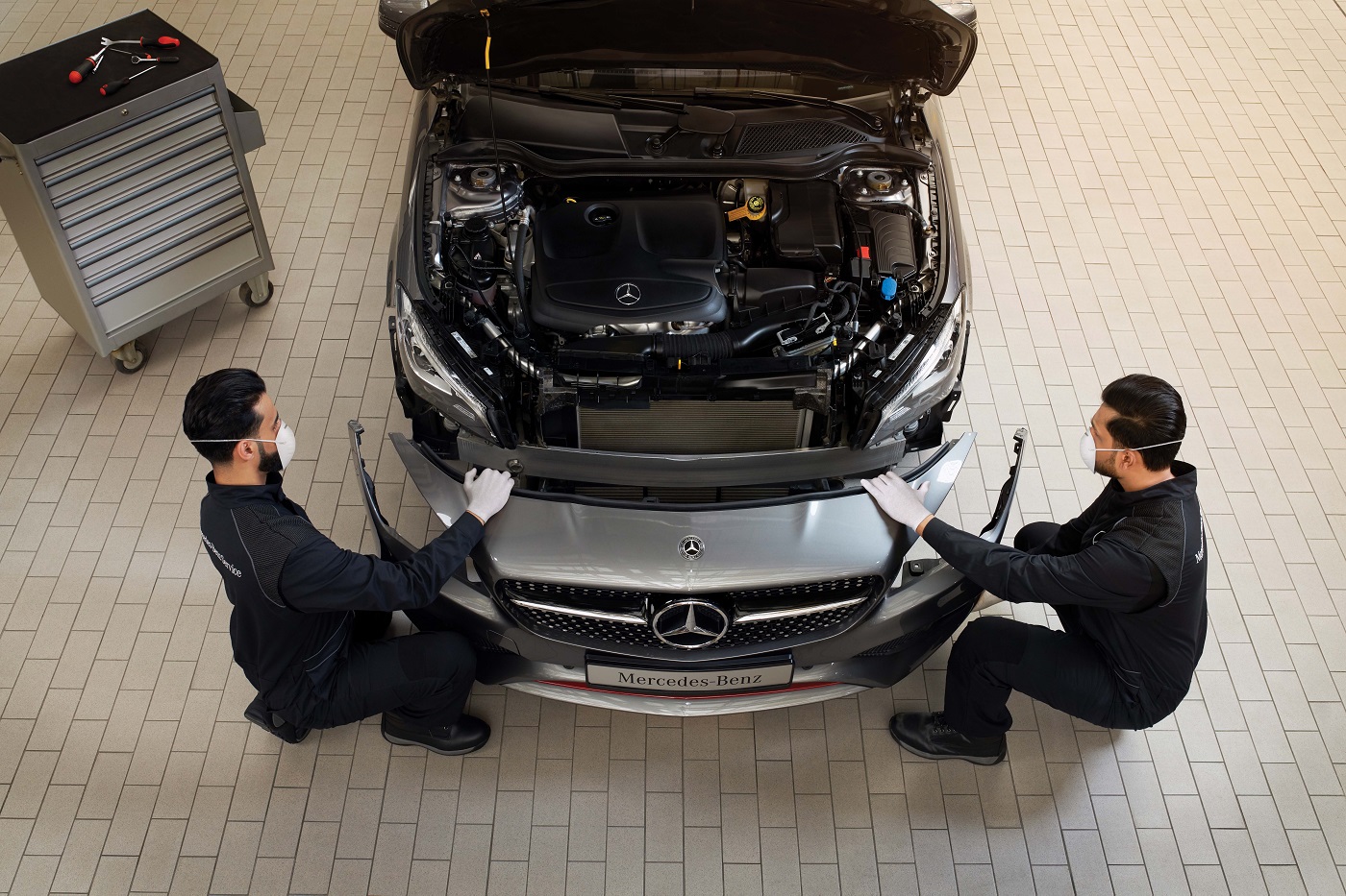 mercedes-benz expressservice surabaya