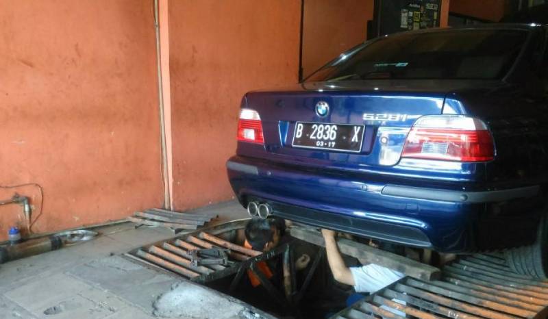 Bengkel Knalpot Mobil