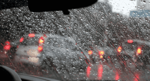 5 Aksesori Mobil Untuk Musim Hujan, Wajib Punya!