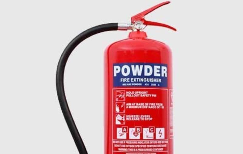 alat pemadam kebakaran mobil