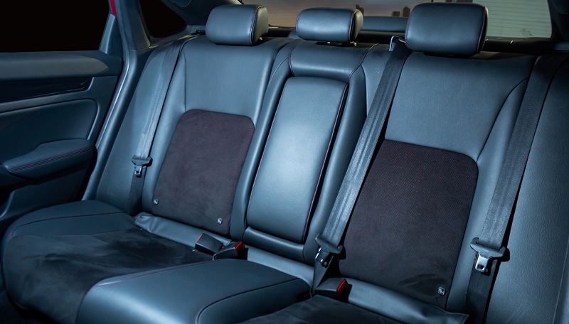 kekurangan honda civic rs 2021 - interior