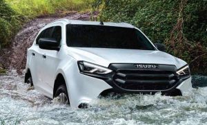 5 Kelebihan Isuzu MU-X 1.900 cc, Mesin Kecil Buas!