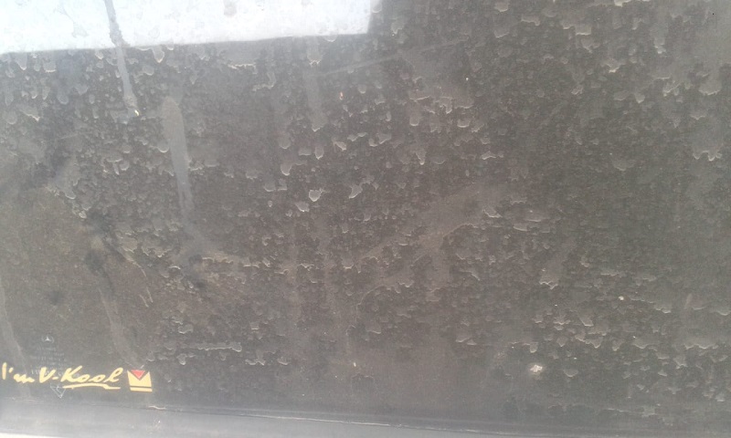 bahaya air hujan untuk mobil