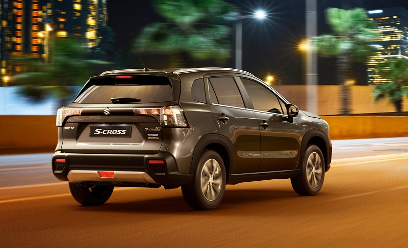 suzuki S-Cross terbaru - tampak belakang