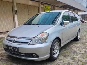 Kisaran Harga Honda Stream Bekas, Masih Stabil!