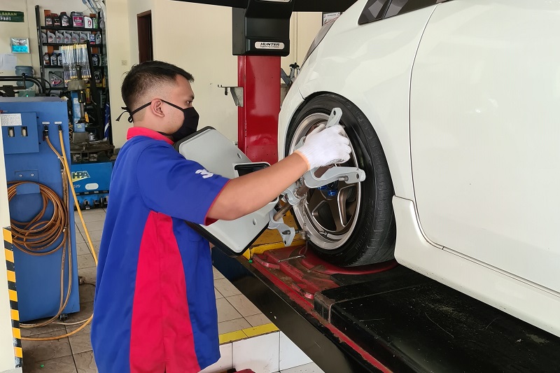 Biaya Ganti Ban Mobil