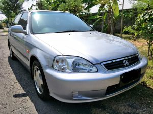 Kelebihan dan Kekurangan Civic Ferio, Tertarik Beli?