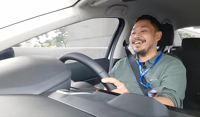 kelebihan honda city sedan - cruise control