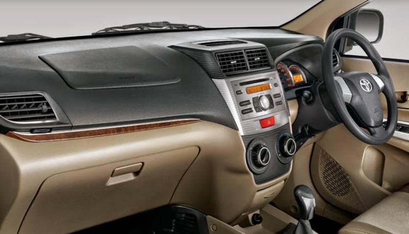 Beli Mobil Bekas Kilometer Rendah