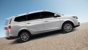 6 Cara Mengatasi Mobil Mati di Tanjakan, Rem Tangan!