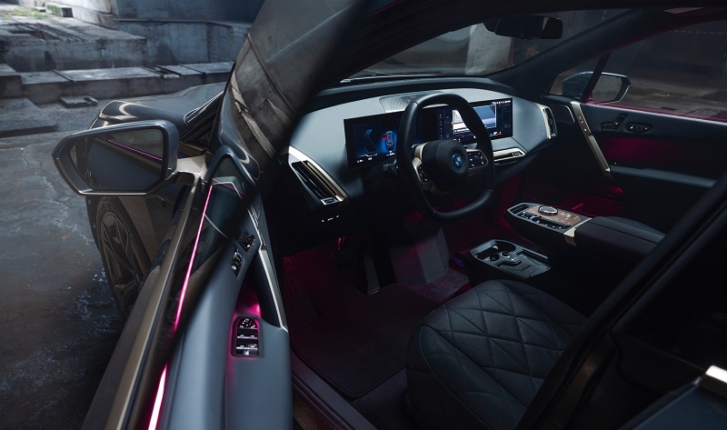 bmw ix m60 - interior
