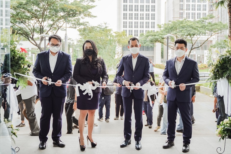 bmw premium selection serpong