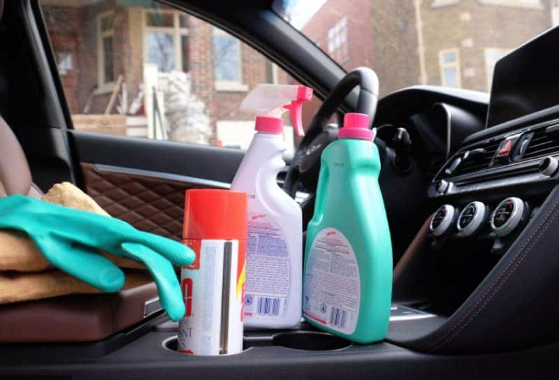 Cara Semprot Disinfektan Mobil