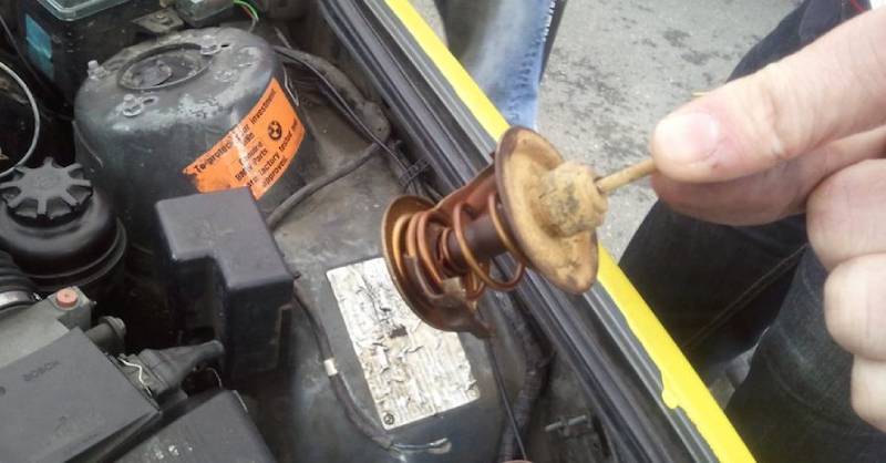 ciri thermostat mobil rusak