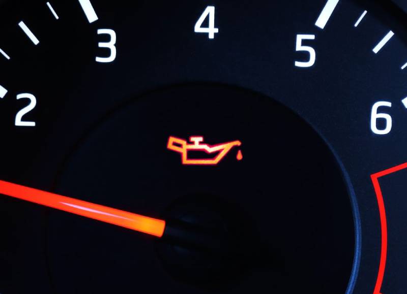 Ciri-ciri oli Mesin mobil habis