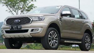 Spesifikasi Ford Everest Titanium 2.0L, Tenaganya Gila!