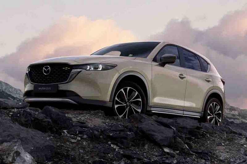 mazda cx-5 - mazda di jakarta fashion week 2023