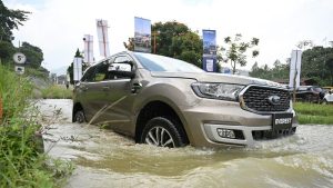 4 Kelebihan Ford Everest Titanium Dibanding Rival
