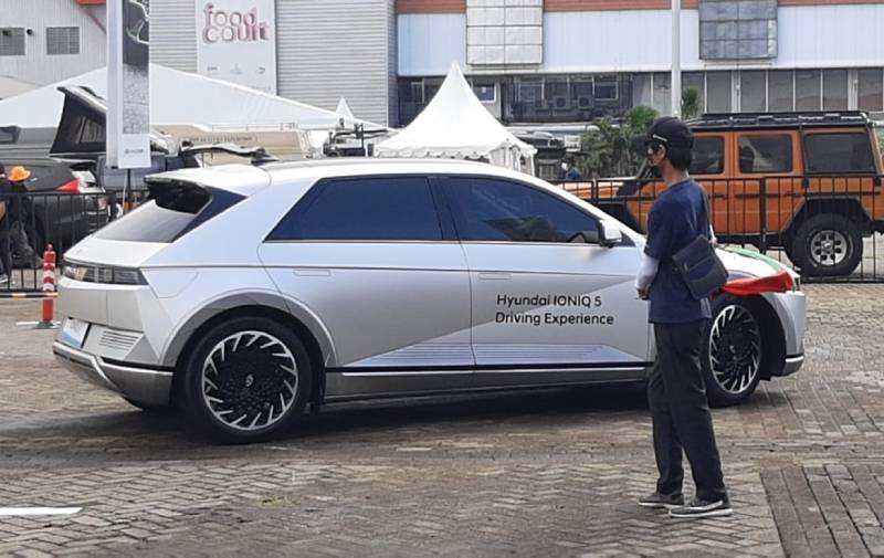 kelebihan hyundai ioniq 5 indonesia - jarak tempuh jauh