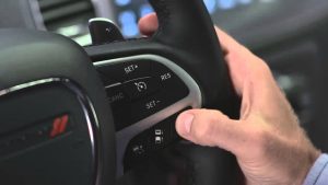 Adaptive Cruise Control adalah Teknologi Canggih untuk Menjaga Kecepatan Berkendara