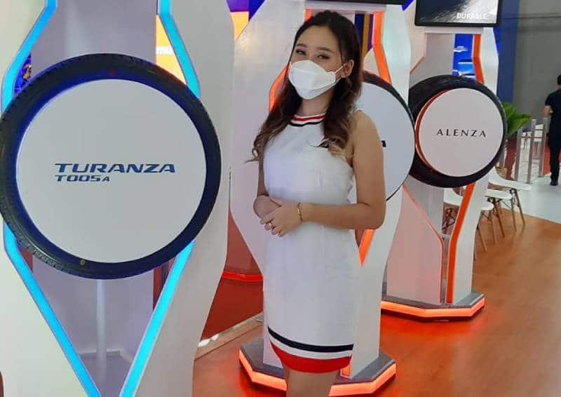 6 Kisaran Gaji SPG Mobil di IIMS 2022, Tembus Puluhan Juta? Gaji SPG Mobil di IIMS 2022