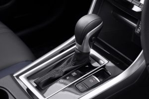 Kelebihan dan Kelemahan CVT Mobil, Ketahui Sebelum Beli!