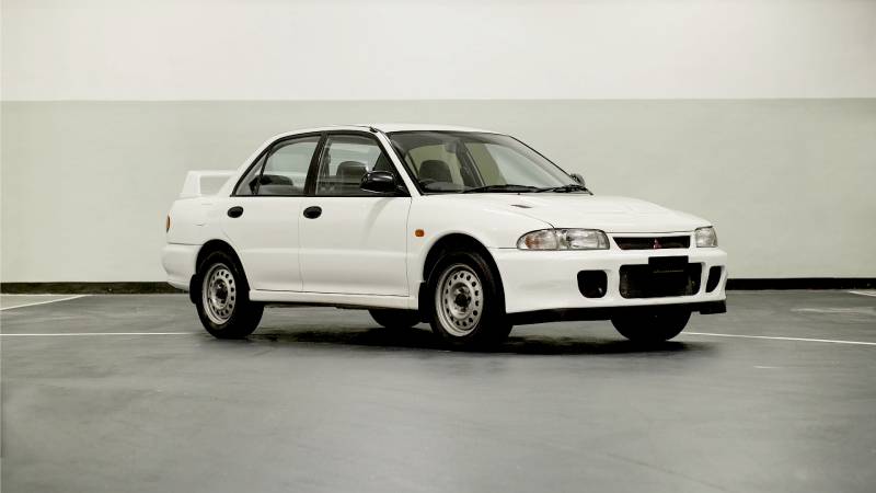 Mobil kencang tapi murah