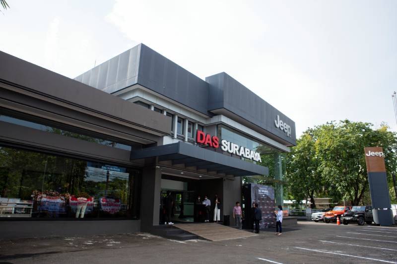 Delaer Jeep Surabaya