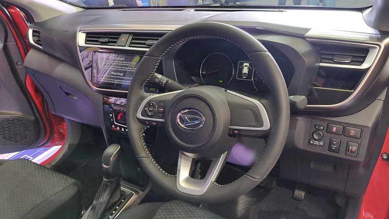 Daihatsu Sirion X vs R CVT, Ini 3 Perbedaanya! Sirion X vs R CVT