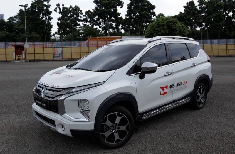 Mitsubishi Donasikan 5 Mobil untuk Praktikum SMK