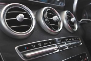 7 Tips Merawat AC Mobil Supaya Tetap Dingin!